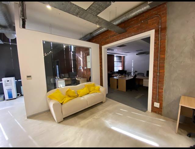 155M² OFFICE TO LET IN OBSERVATORY
